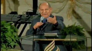 8/8 – Libres del mal – Serie: Libres para vivir – Pastor Alejandro Bullón