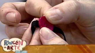 Tiara para niñas hecha con elástico y botones | Rincón de Arte | Nuevo Tiempo